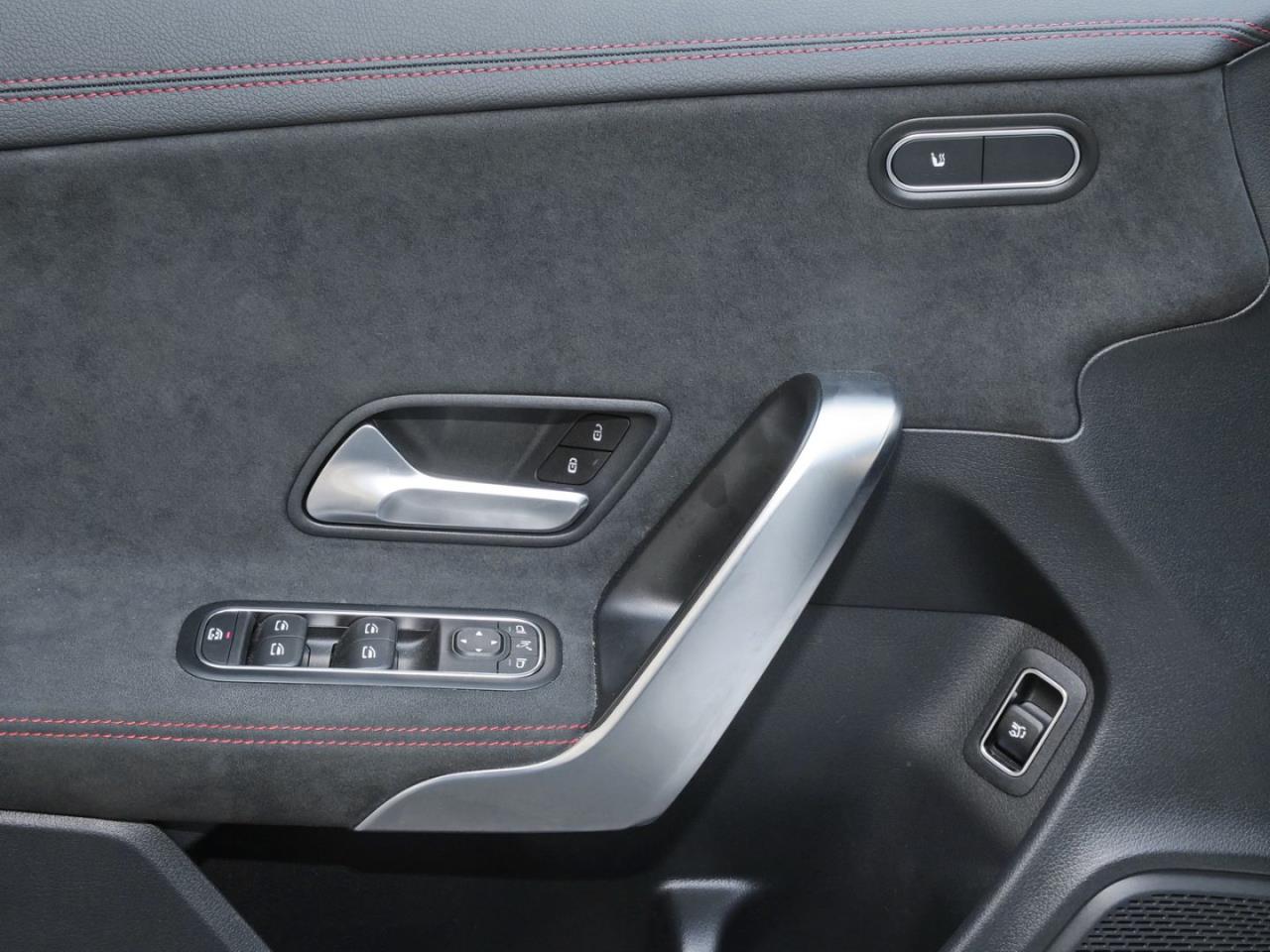 Mercedes-Benz CLA 220 d SB AMG MBUXNavi-Prem. Kamera Easy-Pack