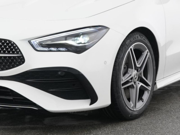 Mercedes-Benz CLA 220 d SB AMG MBUXNavi-Prem. Kamera Easy-Pack