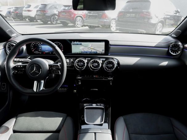 Mercedes-Benz CLA 250 4M SB AMG Distronic Burmester Navi 360°