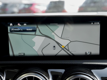 Mercedes-Benz CLA 250 4M SB AMG Distronic Burmester Navi 360°