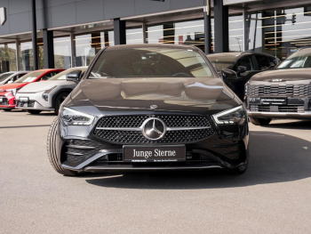 Mercedes-Benz CLA 250 4M SB AMG Distronic Burmester Navi 360°