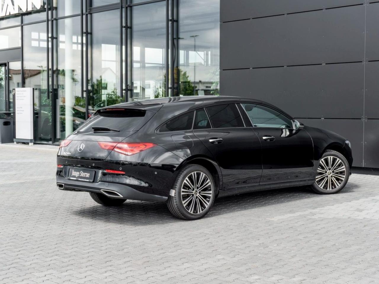 Mercedes-Benz CLA 250 e SB Progressive Night Panorama 360°