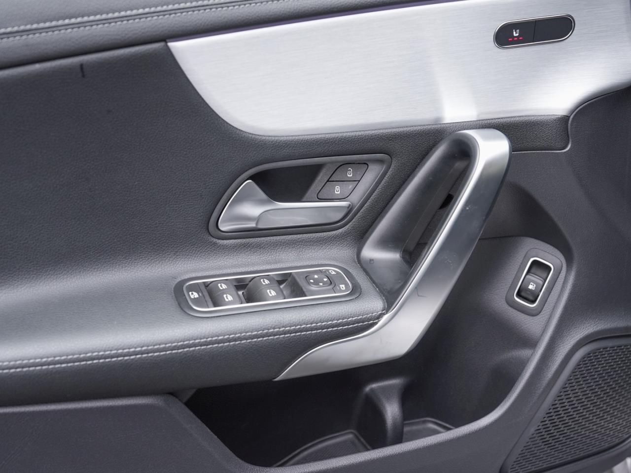 Mercedes-Benz CLA 250 e SB AMG Night Navi Panorama Kamera