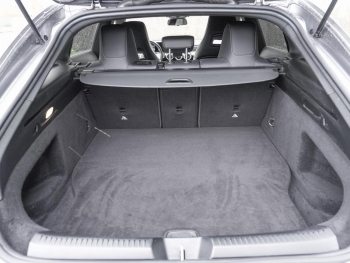 Mercedes-Benz CLA 250 e SB AMG Night Navi Panorama Kamera