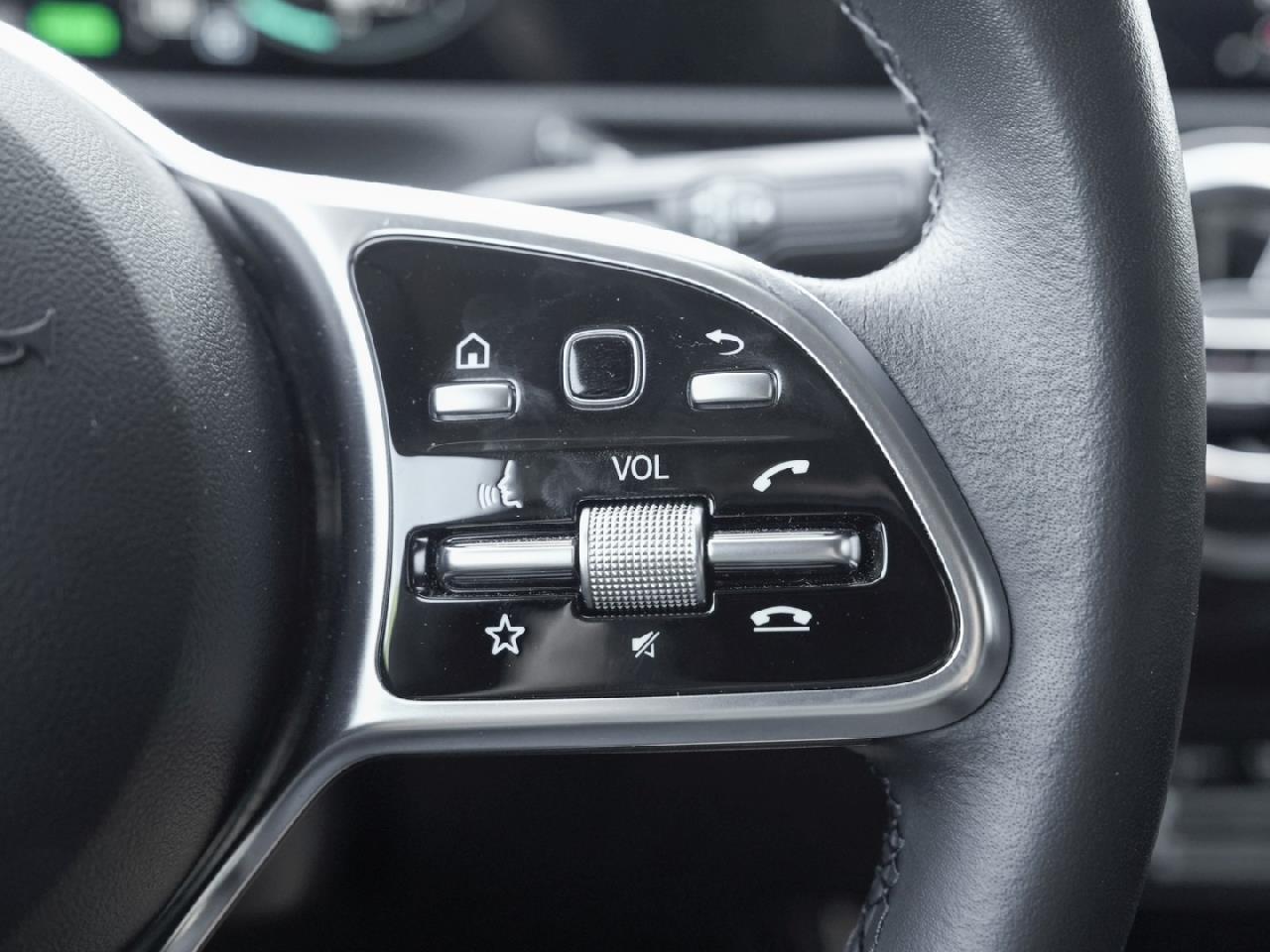 Mercedes-Benz CLA 250 e SB Progressive Distronic 360° HUD AHK