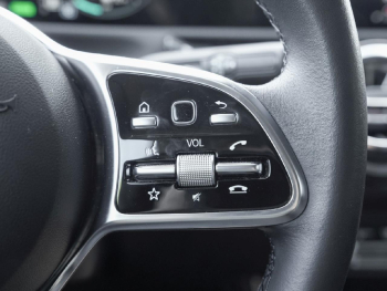 Mercedes-Benz CLA 250 e SB Progressive Distronic 360° HUD AHK