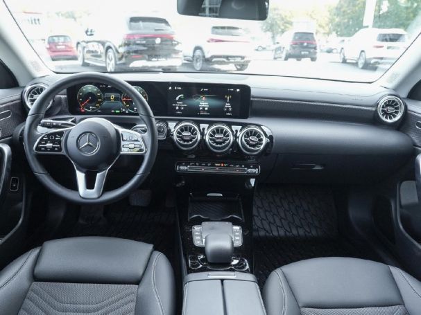 Mercedes-Benz CLA 250 e SB Progressive Distronic 360° HUD AHK