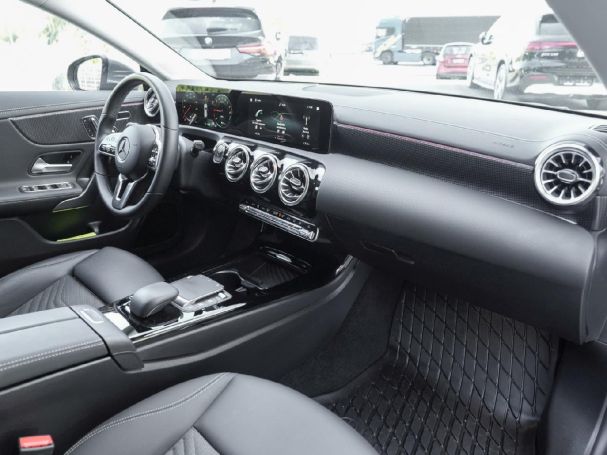 Mercedes-Benz CLA 250 e SB Progressive Distronic 360° HUD AHK