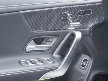 Mercedes-Benz CLA 250 e SB Progressive Distronic 360° HUD AHK