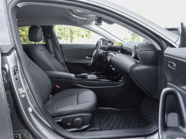Mercedes-Benz CLA 250 e SB Progressive Distronic 360° HUD AHK