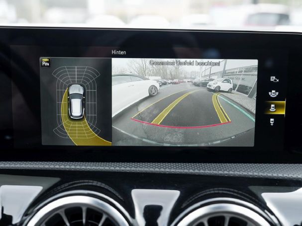 Mercedes-Benz CLA 250 e SB AMG Distronic Panorama Kamera AHK