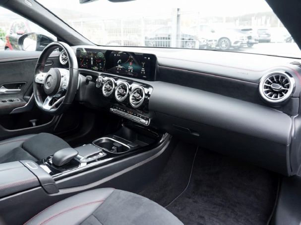 Mercedes-Benz CLA 250 e SB AMG Distronic Panorama Kamera AHK
