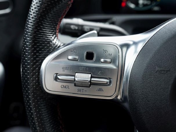 Mercedes-Benz CLA 250 e SB AMG Distronic Panorama Kamera AHK