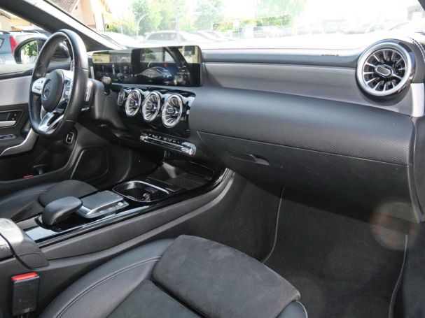 Mercedes-Benz CLA 250 e SB AMG Night Distronic Panorama Kamera