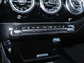 Mercedes-Benz CLA 250 e SB AMG Night MBUXNavi+ EasyPack 360°