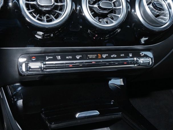 Mercedes-Benz CLA 250 e SB AMG Night MBUXNavi+ EasyPack 360°