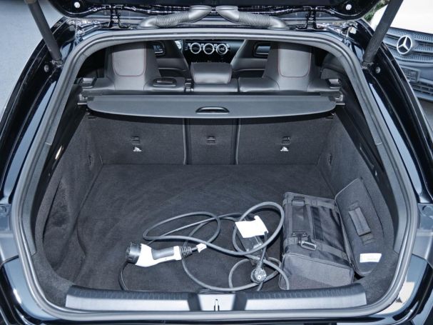 Mercedes-Benz CLA 250 e SB AMG Night MBUXNavi+ EasyPack 360°