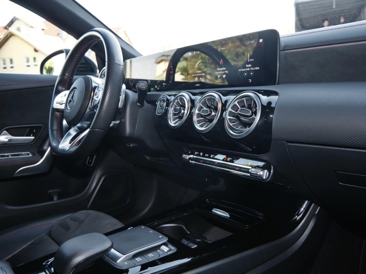 Mercedes-Benz CLA 250 e SB AMG Night MBUXNavi+ EasyPack 360°