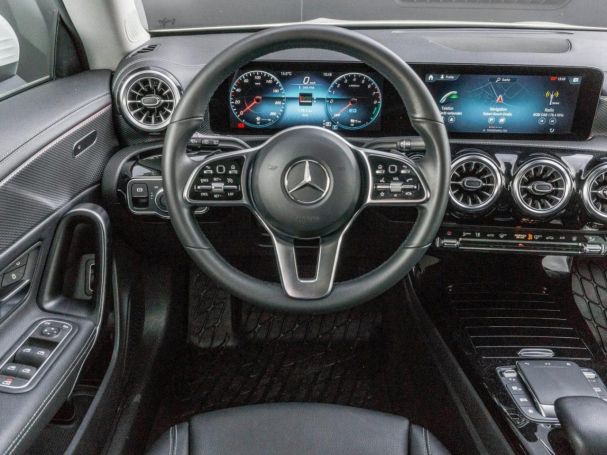 Mercedes-Benz CLA 250 e SB Progressive AHK Panorama Navi Kamera