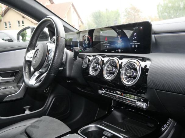 Mercedes-Benz CLA 250 e SB AMG Night Edition2020 Navi Kamera
