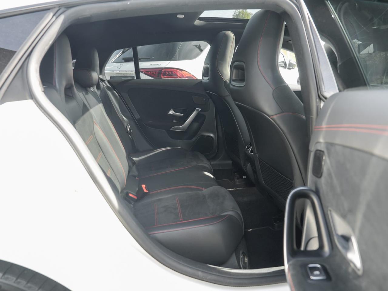 Mercedes-Benz CLA 250 e SB AMG Night Distronic Panorama HeadUP