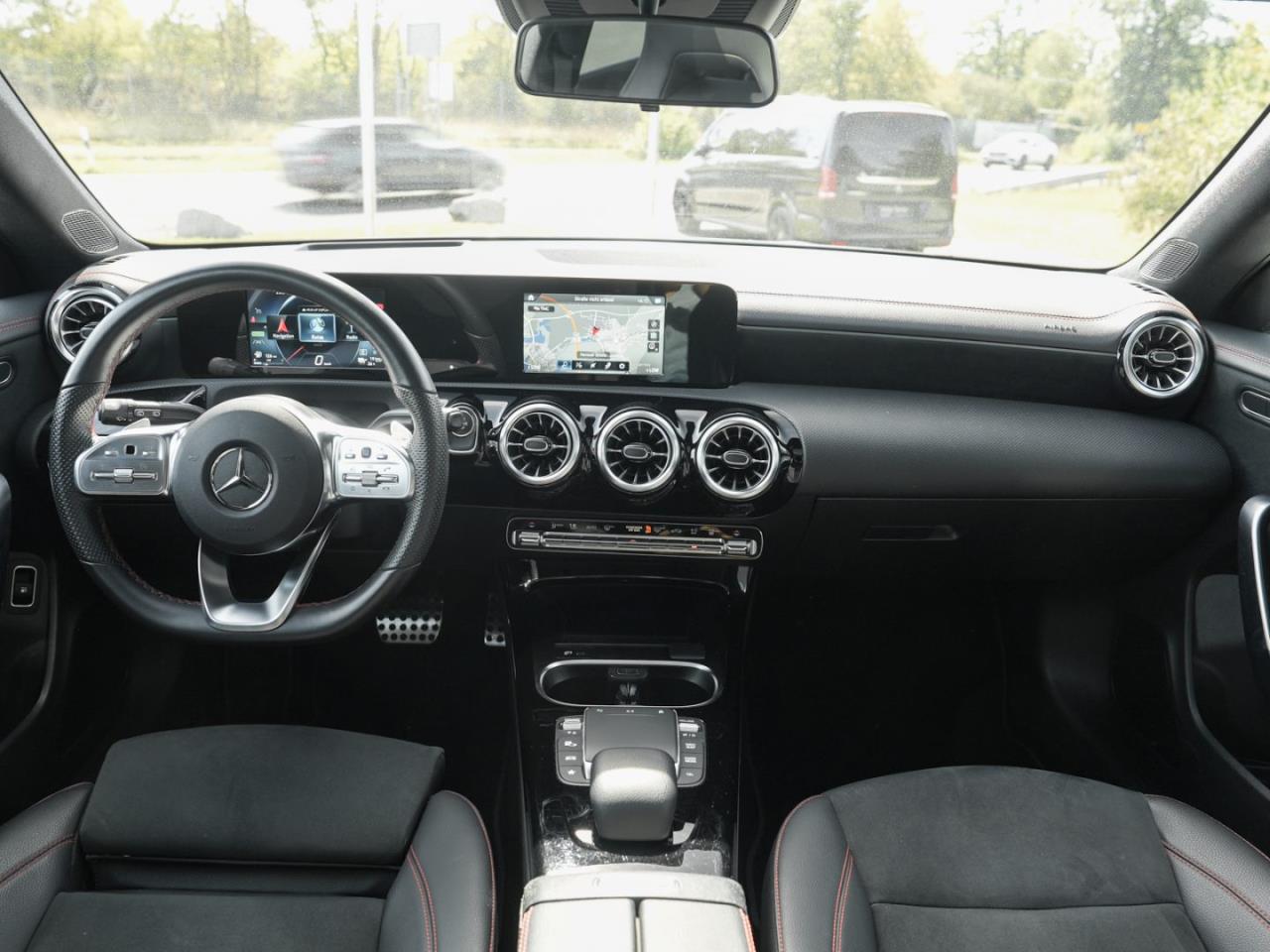 Mercedes-Benz CLA 250 e SB AMG Night Distronic Panorama HeadUP