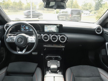 Mercedes-Benz CLA 250 e SB AMG Night Distronic Panorama HeadUP
