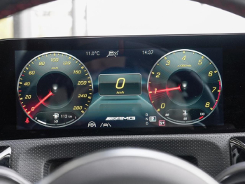 Mercedes-Benz CLA 35 4M SB Night MBUX Navi Distronic Panorama