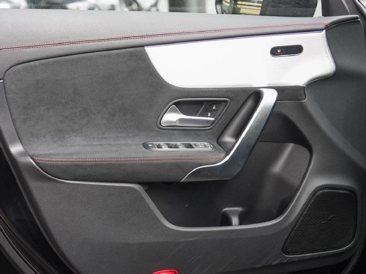 Mercedes-Benz CLA 35 AMG 4M SB Night Navi Distronic Panorama