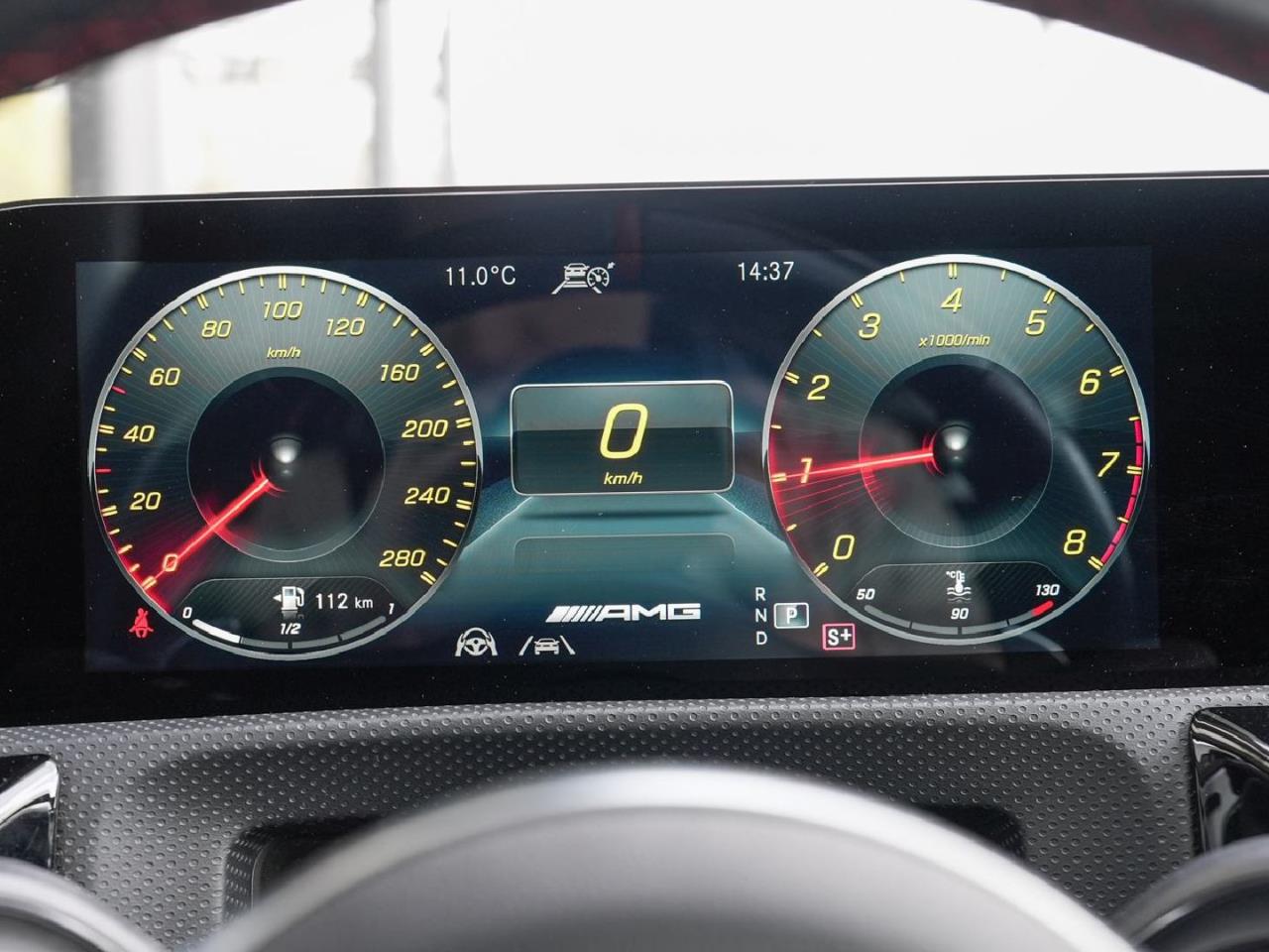 Mercedes-Benz CLA 35 AMG 4M SB Night MBUX Navi Distronic Panorama