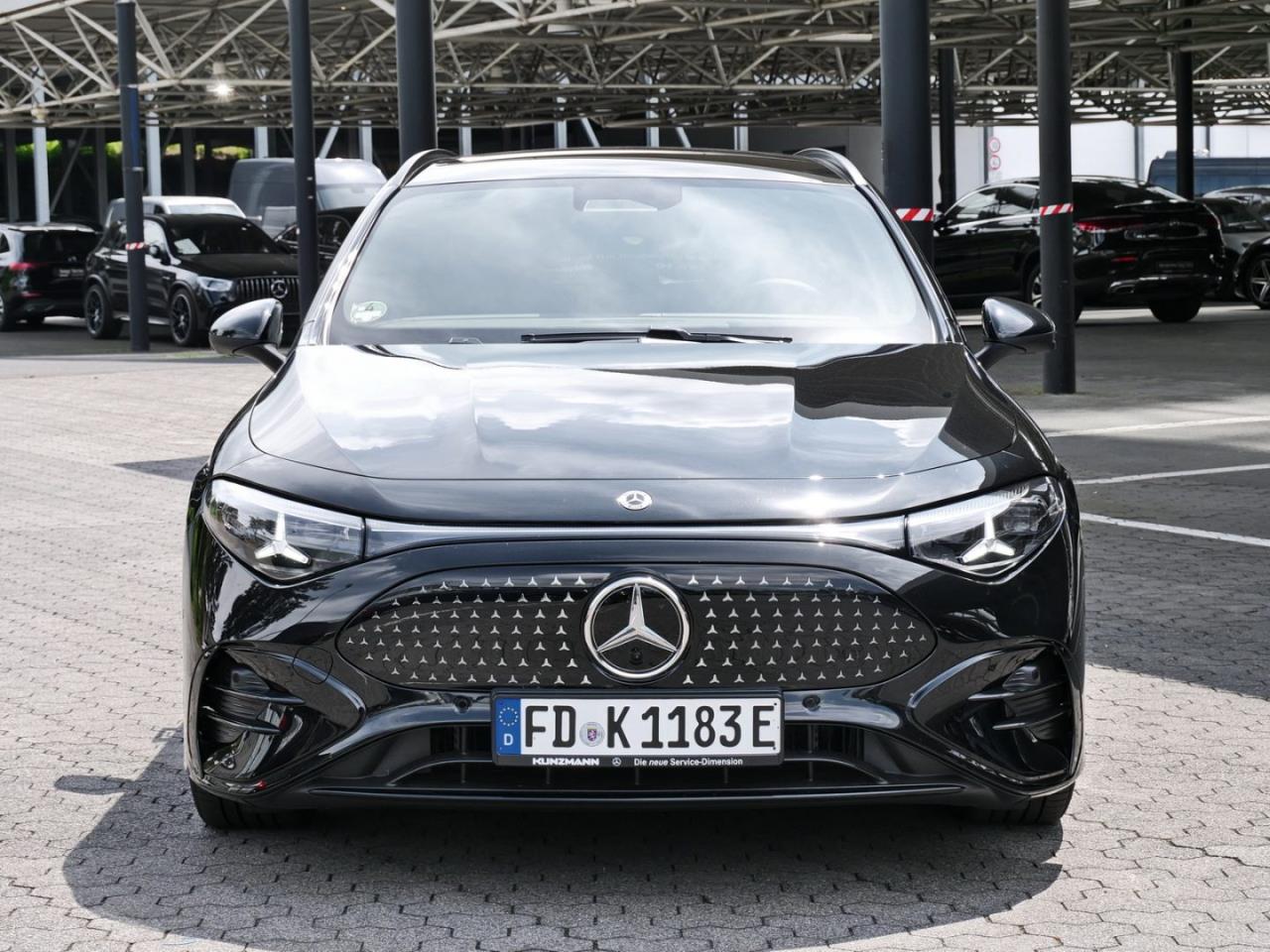 Mercedes-Benz CLA 350 4MATIC Shooting Brake mit EQ Technologie