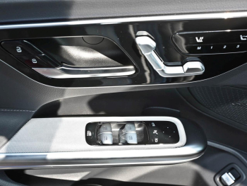 Mercedes-Benz CLE 180 Cabriolet AMG Night Distronic AHK 360°