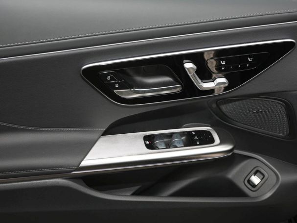 Mercedes-Benz CLE 200 4MATIC Cabriolet AMG Distronic Memory