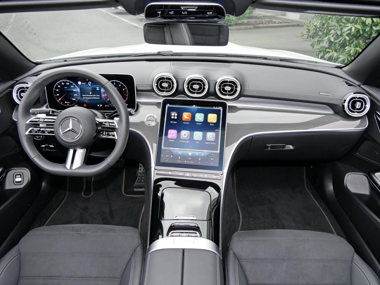 Mercedes-Benz CLE 200 Cabrio AMG Distronic Memory 360°
