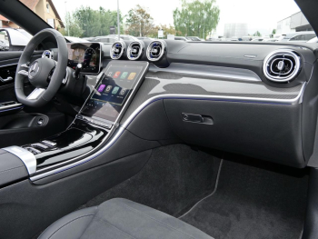 Mercedes-Benz CLE 200 Cabrio AMG Distronic Memory 360°