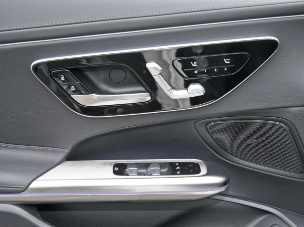 Mercedes-Benz CLE 200 Cabrio AMG Distronic Memory 360°