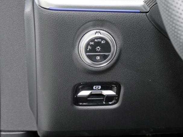 Mercedes-Benz CLE 200 Cabrio AMG Distronic Memory 360°