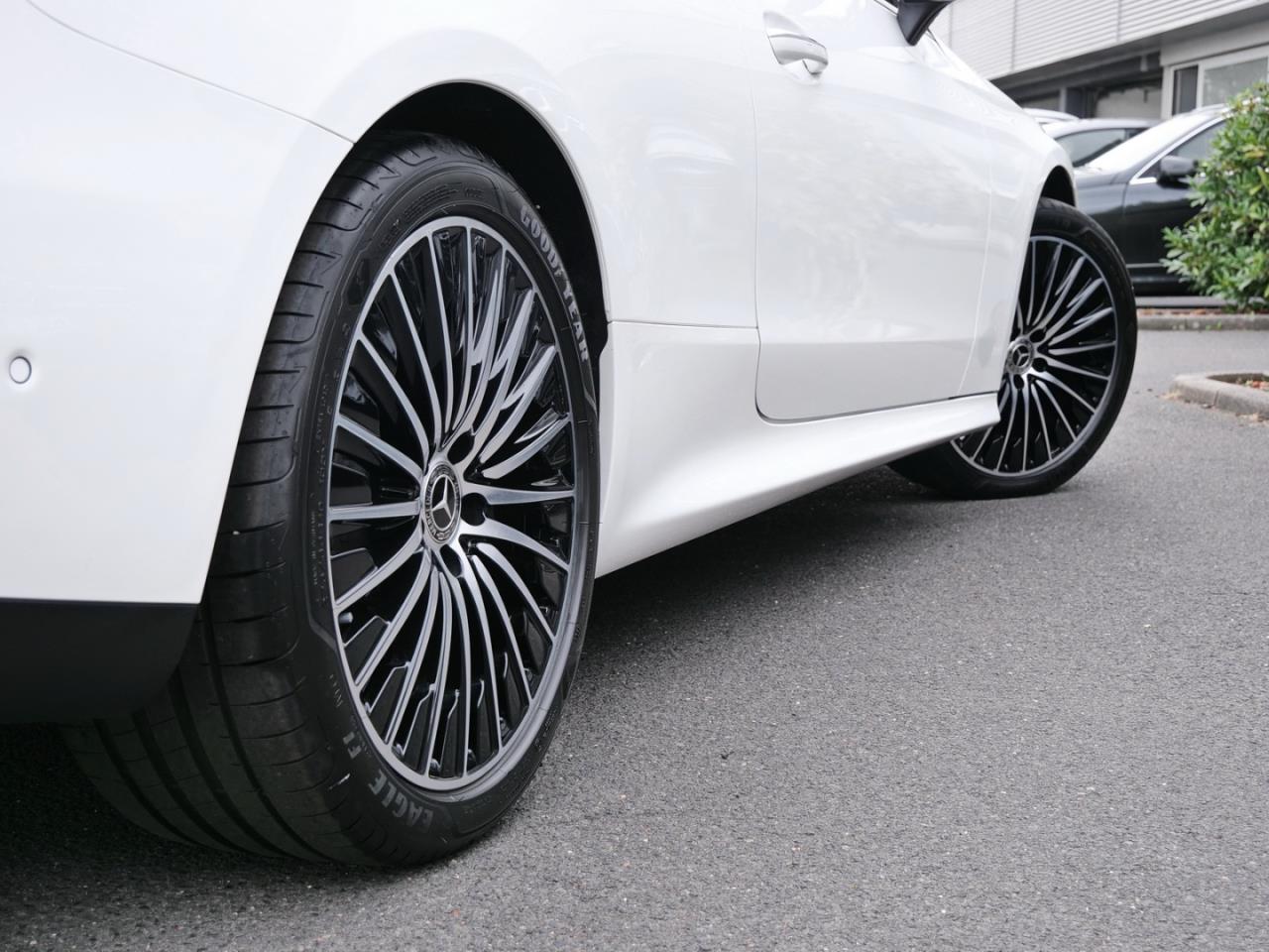 Mercedes-Benz CLE 200 Cabrio AMG Distronic Memory 360°