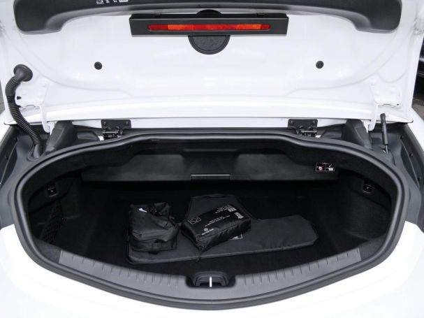 Mercedes-Benz CLE 200 Cabrio AMG Distronic Memory 360°