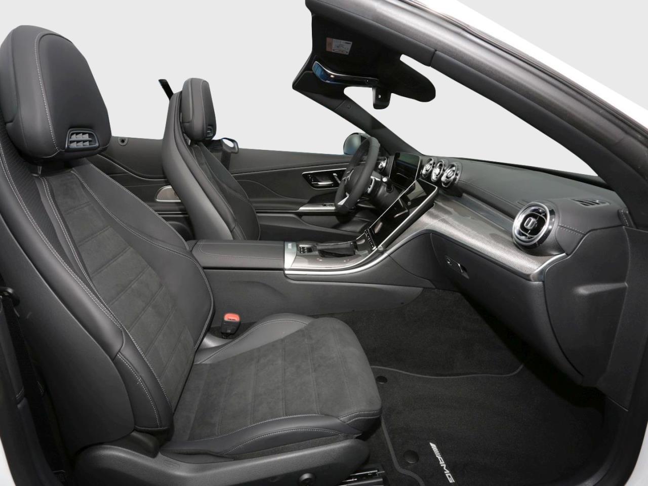 Mercedes-Benz CLE 200 Cabriolet AMG Night Burmester 360?