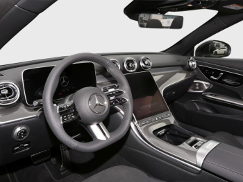Mercedes-Benz CLE 200 Cabriolet AMG Night Burmester 360?