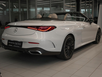 Mercedes-Benz CLE 220 d Cabrio AMG Night Keyless Memory Kamera