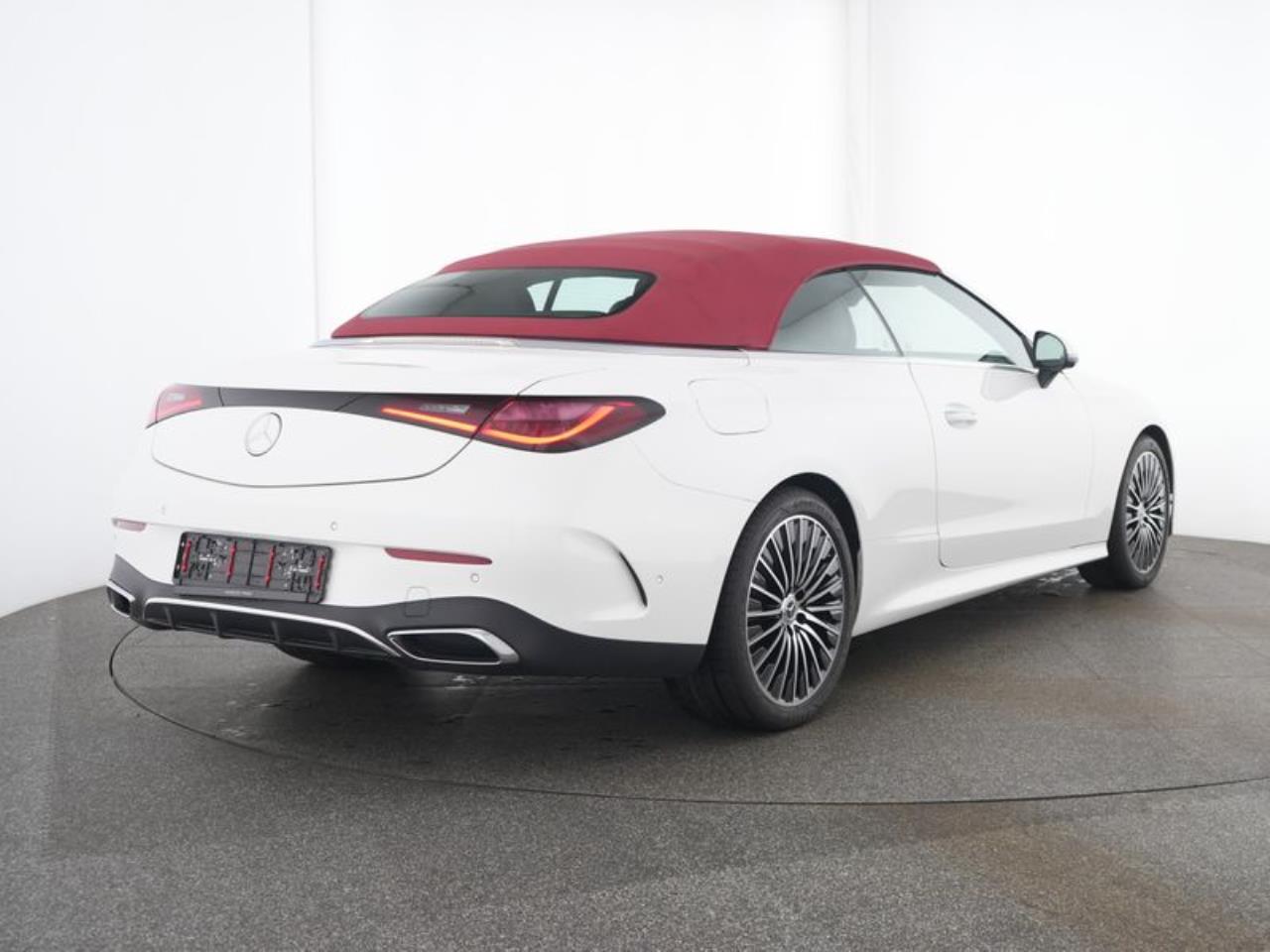 Mercedes-Benz CLE 220 d Cabrio AMG MBUXNavi-Prem. Memory 360?