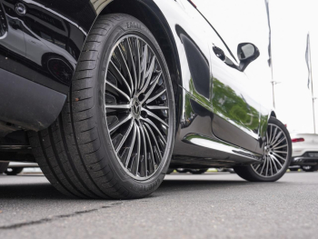Mercedes-Benz CLE 220 d Cabrio AMG Distronic HeadUp 360° AHK