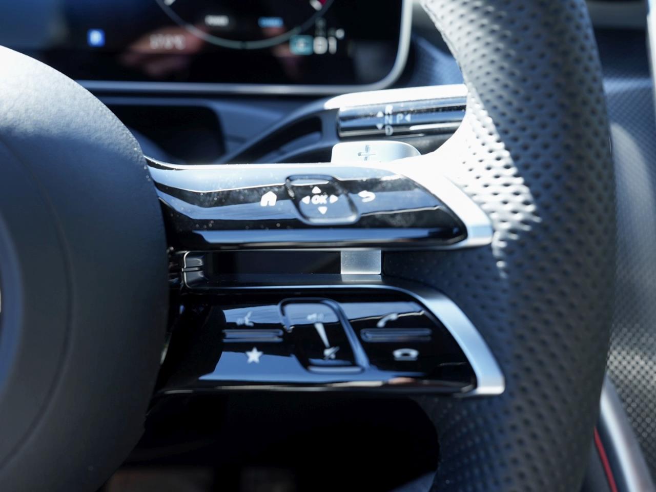 Mercedes-Benz CLE 220 d Cabriolet AMG 360° Memory Spurhalte