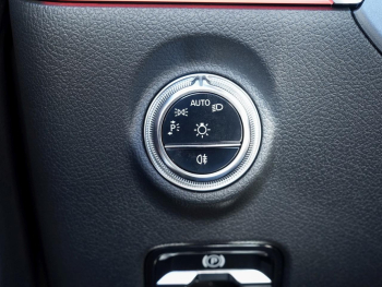 Mercedes-Benz CLE 220 d Cabriolet AMG 360° Memory Spurhalte