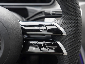 Mercedes-Benz CLE 220 d Cabriolet AMG Night Distronic 360° AHK