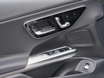 Mercedes-Benz CLE 220 d Cabriolet AMG Night Distronic 360° AHK