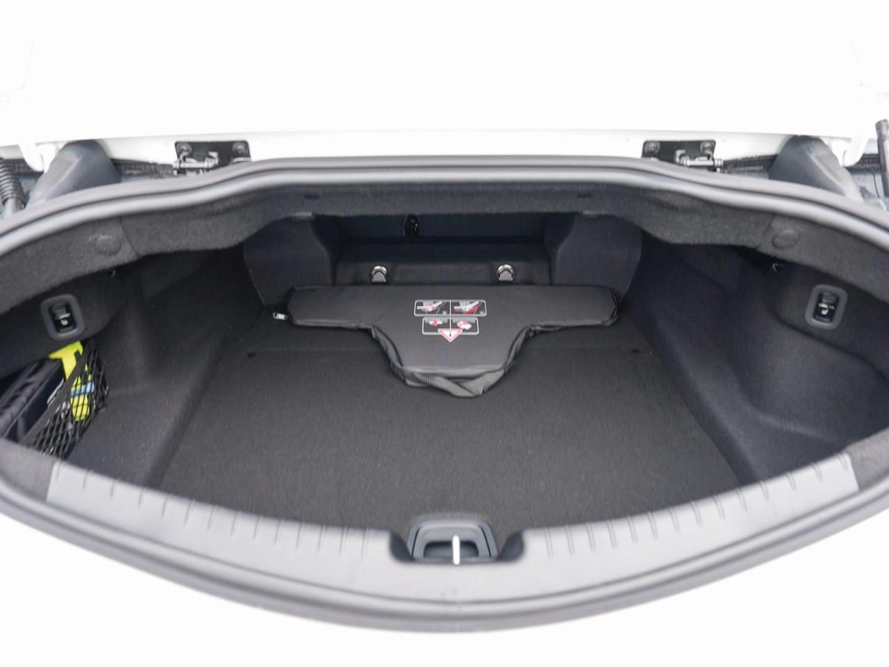 Mercedes-Benz CLE 220 d Cabriolet AMG Night Distronic 360° AHK