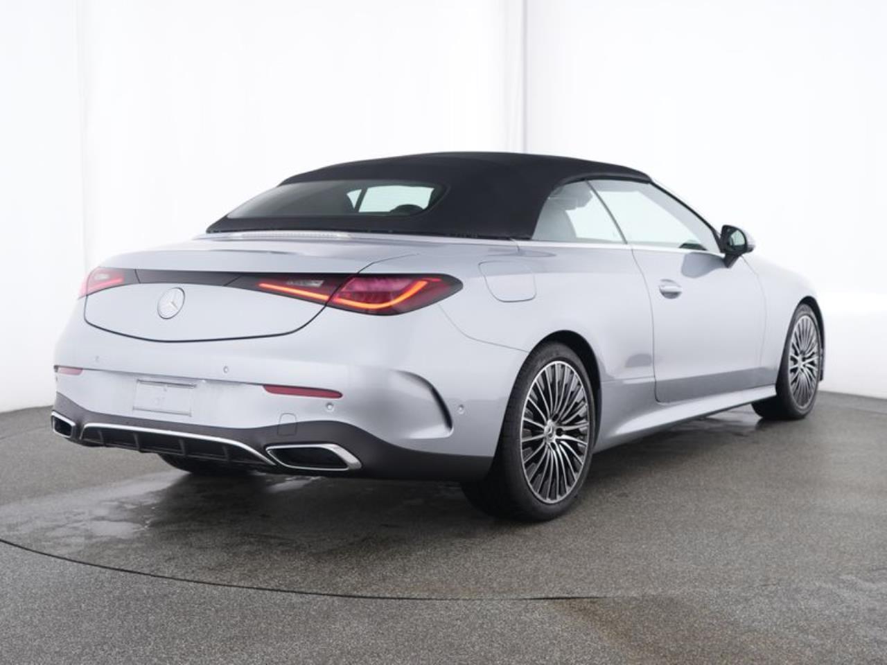 Mercedes-Benz CLE 300 4M Cabrio AMG Distronic 360° AHK HeadUp